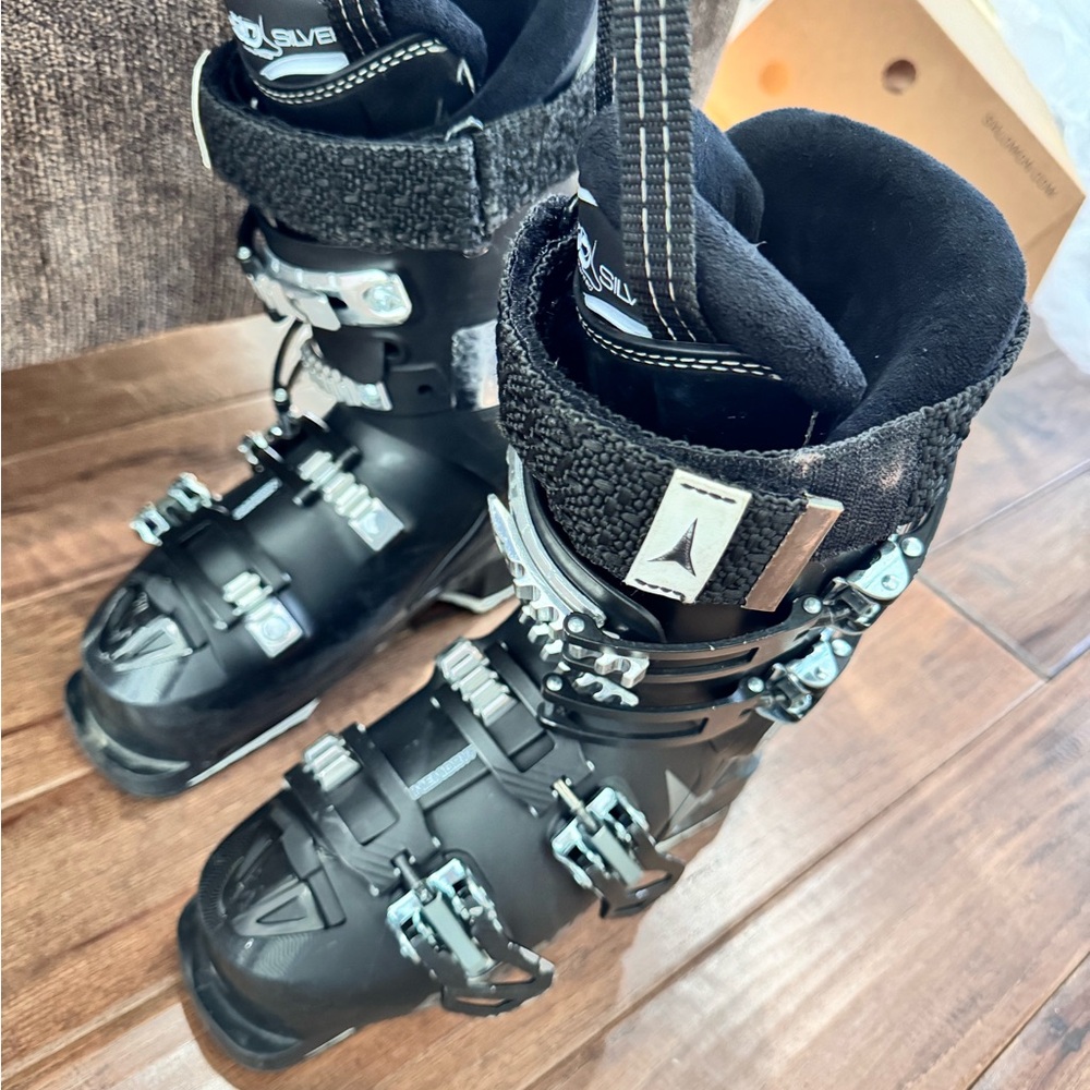 Women’s Atomic Ski Boots